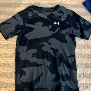 Under Armour Boy’s Navy and Gray Camo Tee